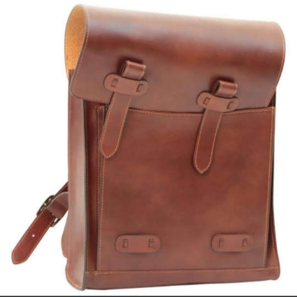 Italian leather backpack - Picture 2 of 6
